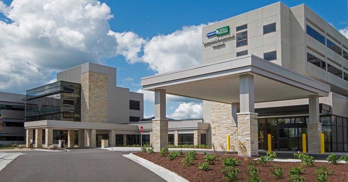 Greeters and Front-Door Ambassadors at Froedtert Health by ParkMed Hospitality